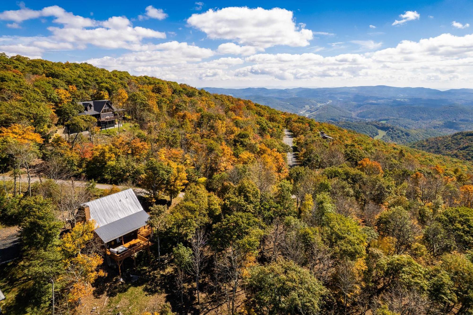 Above The Clouds Villa West Jefferson Luaran gambar